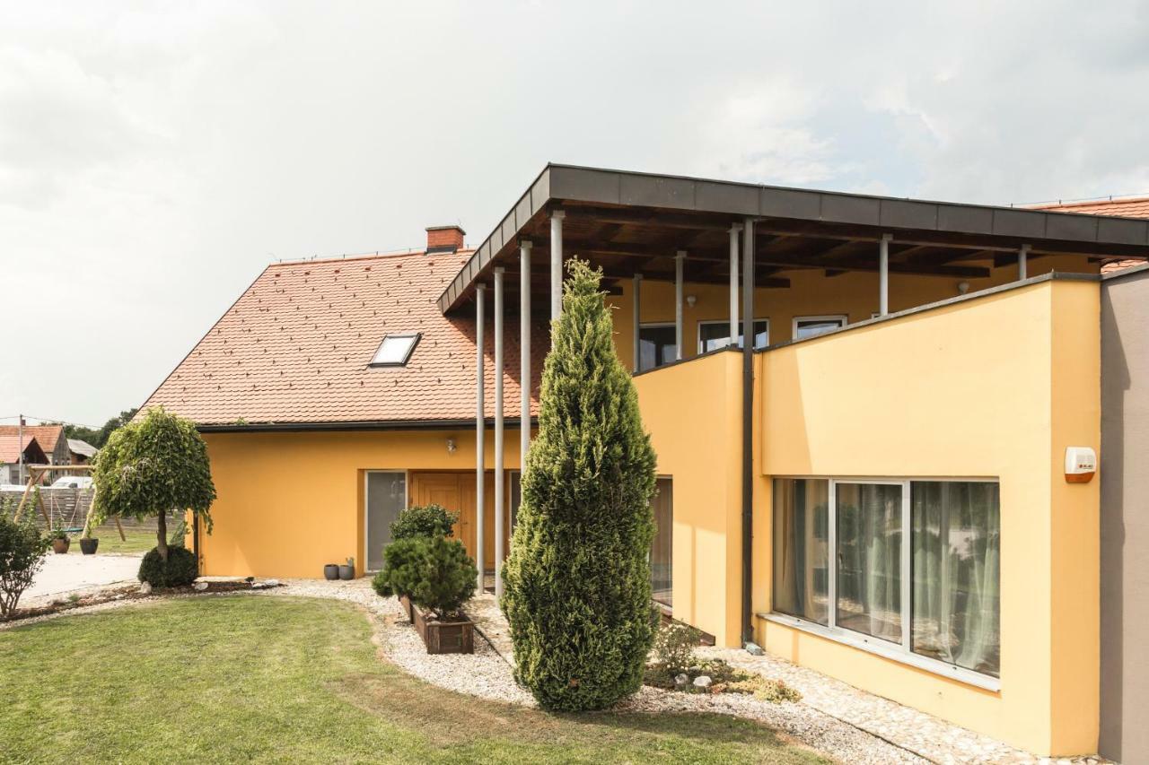Vila Izabela Križevci pri Ljutomeru Zewnętrze zdjęcie